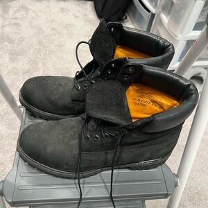 All black Mens Timberland boots
